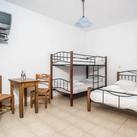 Amodari On The 住宿加早餐酒店 3*