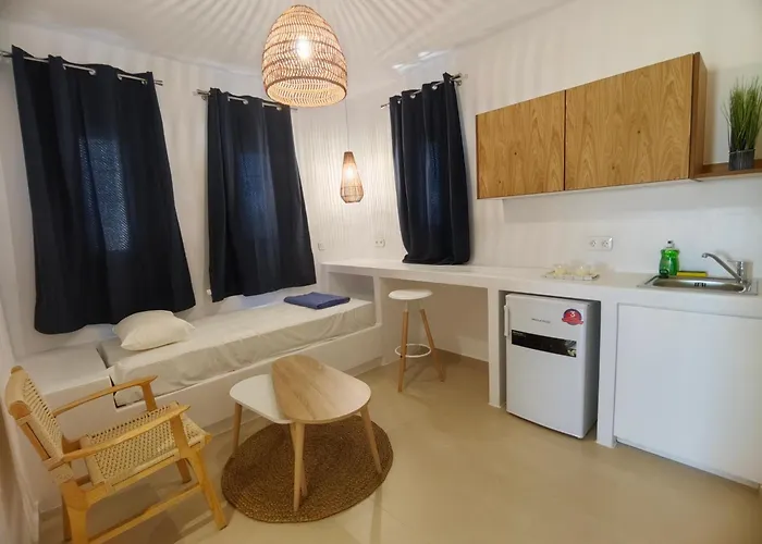 Amodari On The לינה וארוחת בוקר