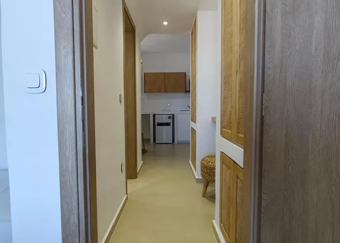 Amodari On The 3* Pláka