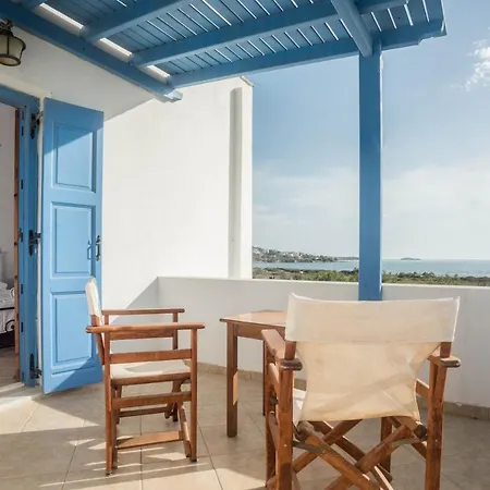 Amodari On The Plaka (Naxos)