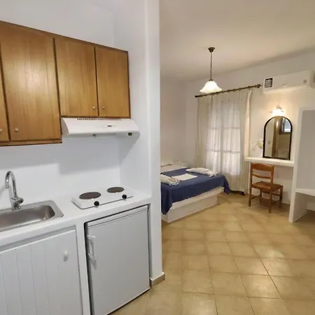 Amodari On The 3* Pláka